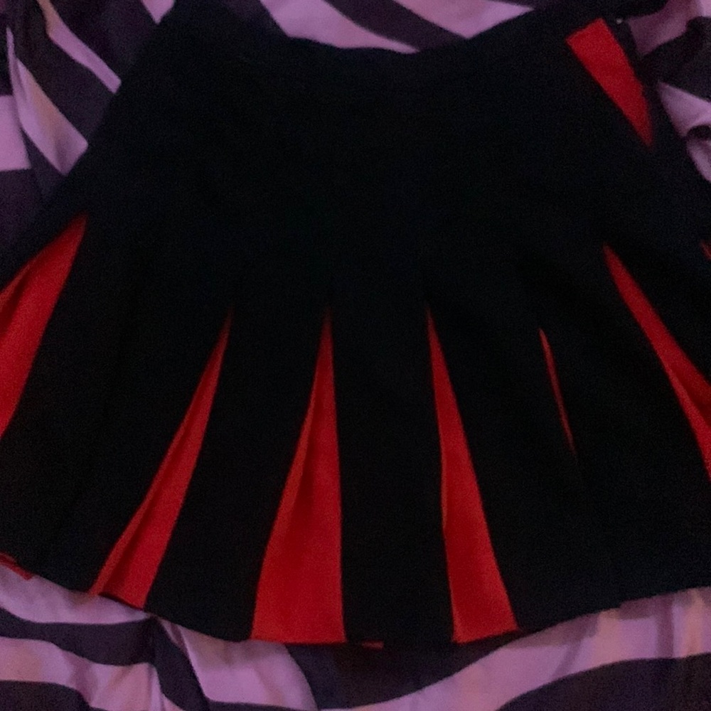 Pleated skirt